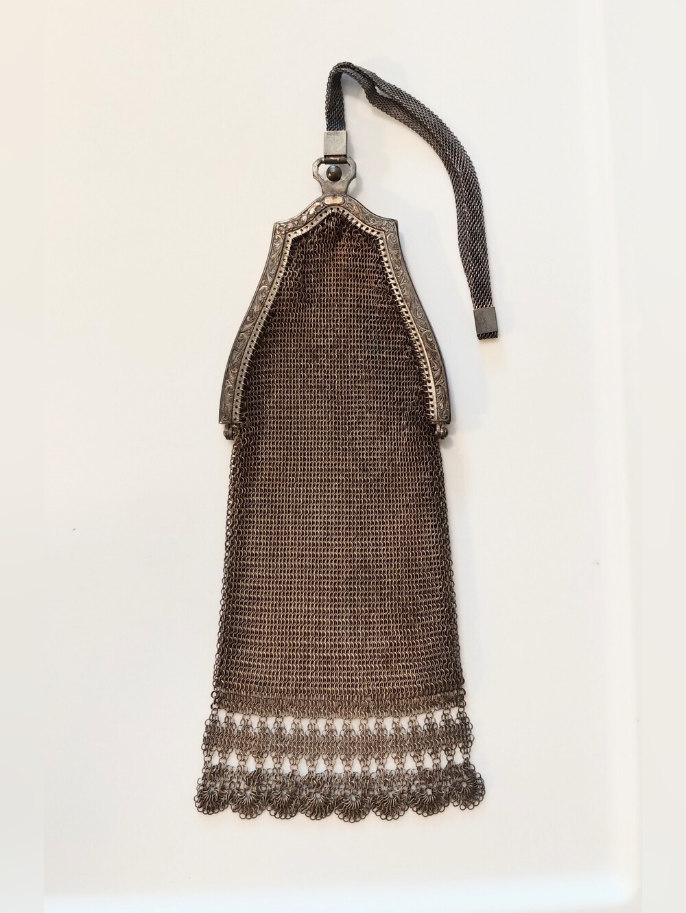 Antique 1900s Whiting & Davis Cut Steel Mesh Chain Link Bag Purse Wrist Strap